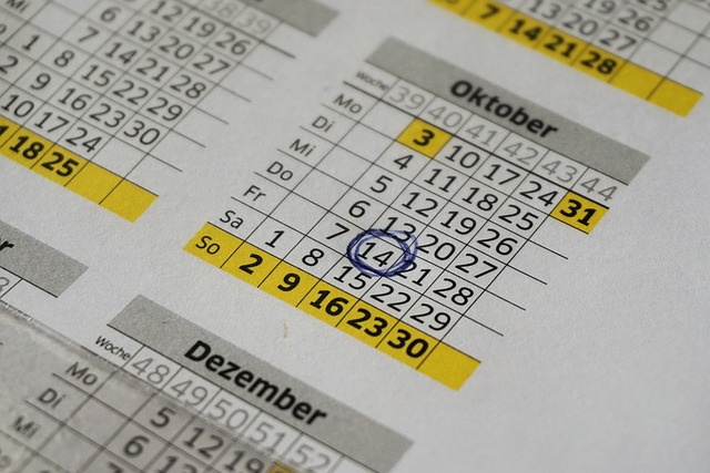 Calendar with key dates circled for flight booking (how to find cheap flights)